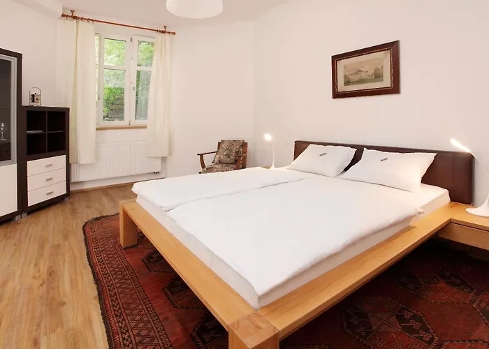 Villa Z - Apartment With Private Parking