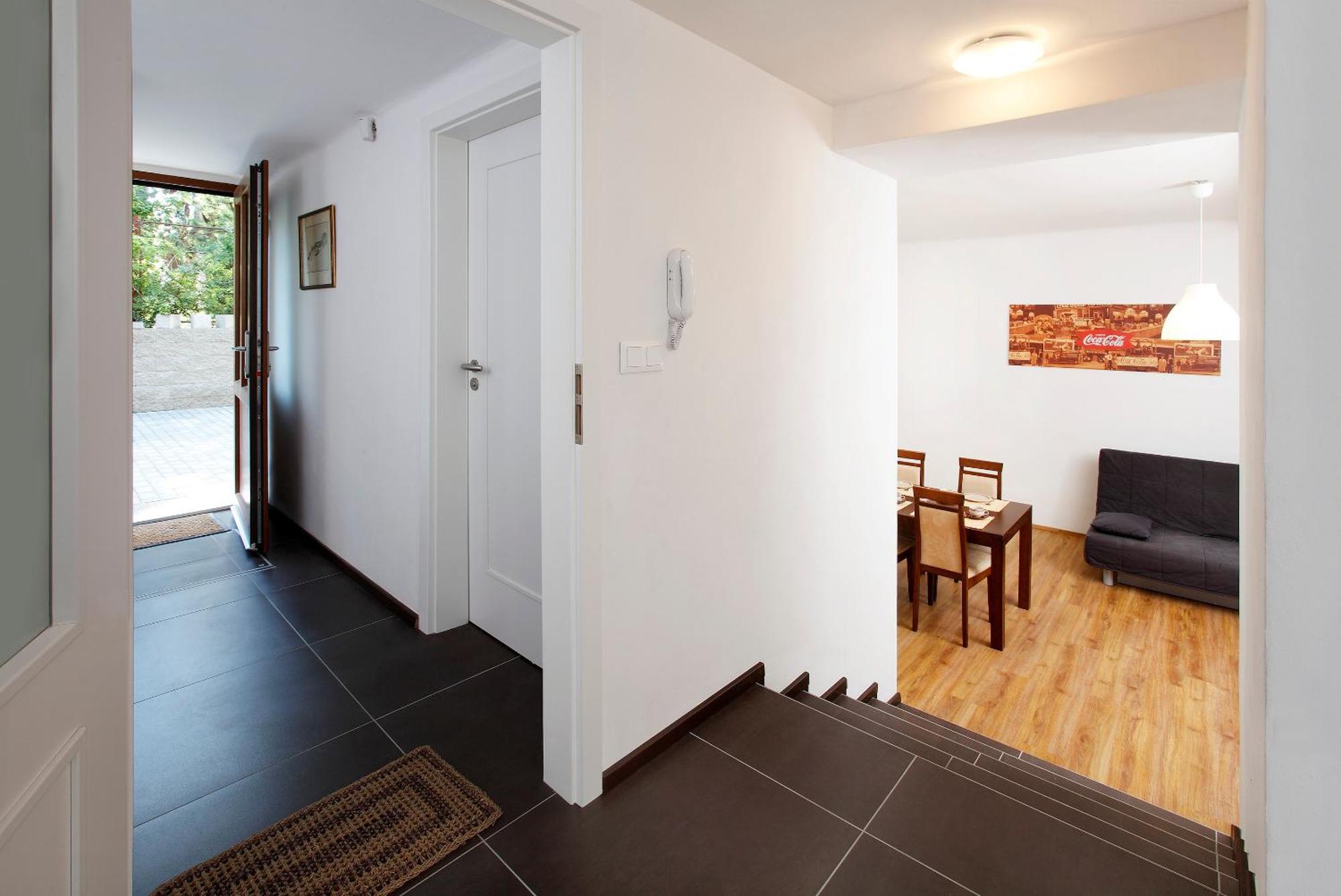 Z - With Private Parking Apartment Brno